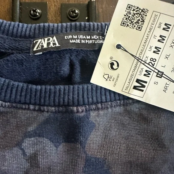 Zara Blue Floral Crewneck Sweater M NWT - Picture 2 of 3